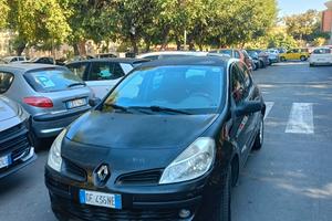 Renault Clio le iene 