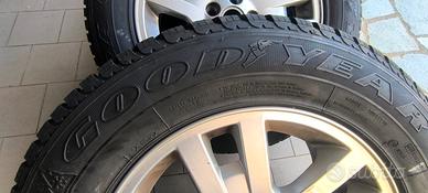  4 cerchi con gomme originali Freelander 2 