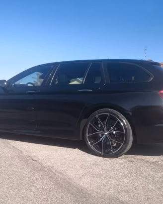 BMW 520d Touring Msport Xdrive, cerchi 20"