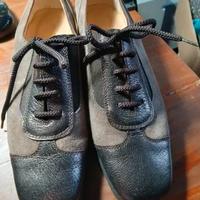 Scarpe stringate in pelle n.38.