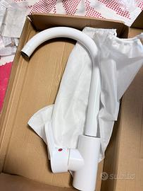 Rubinetto color bianco