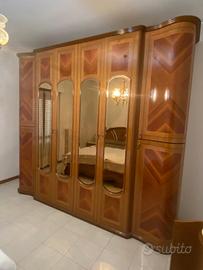 Camera da letto completa in buone condizioni