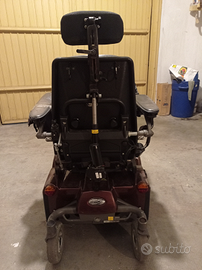 Carrozzina elettrica per disabili