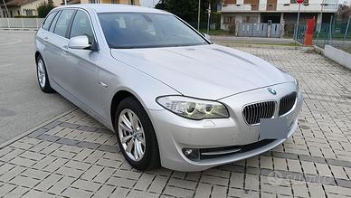 BMW Serie 5 (F11) 520 d Business 184 Cv