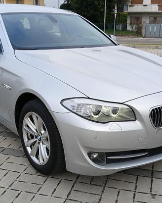 BMW Serie 5 (F11) 520 d Business 184 Cv