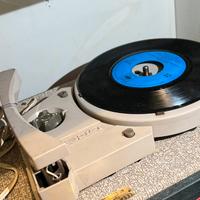 Giradischi vintage - pezzo antiquaritato