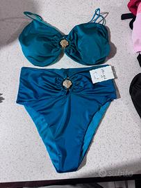 Costume due pezzi curvy