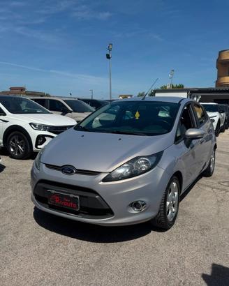 FORD Fiesta 1.4 TDCi 68CV 5 porte Titanium