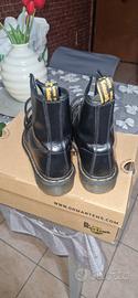 Dr Martens anfibi 