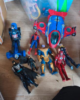 supereroi con vehiculi