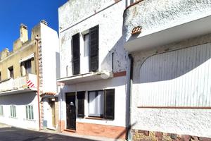 3 LOCALI A CALASETTA