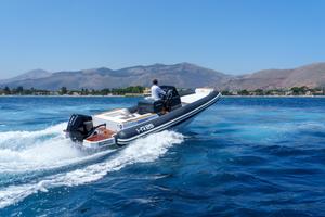 Gommone HR25 HALMA RIB 8 metri