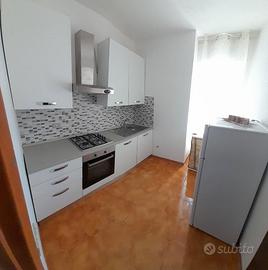 Vicino al centro, 5 posti, climatizzato