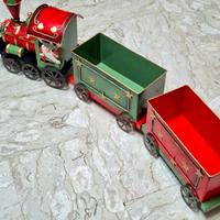 Trenino in Latta Natalizio Vintage