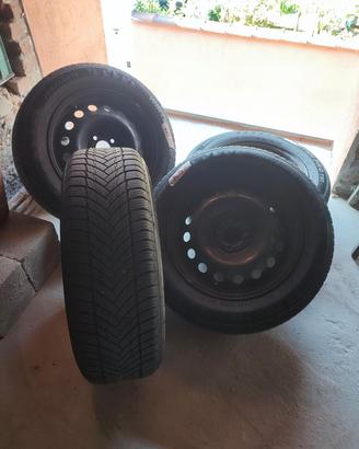 Cerchi + Gomme Invernali Per Dacia Sandero Stepway