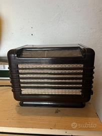 Antica radio Mediator M 111 U, 1947.Made Svizzera