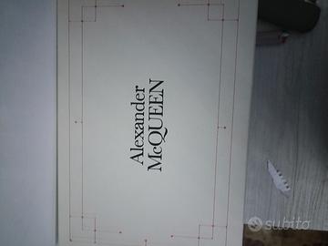 Alexander McQueen 