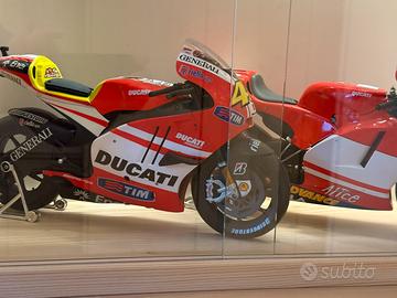 Moto VR46 scala 1:12