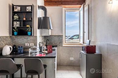 ORTIGIA - MONOLOCALE DI 45 MQ SUL MARE