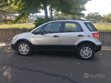 Autovettura Fiat Sedici