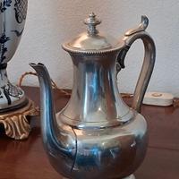 Antica teiera argentata inglese, epoca anni '20