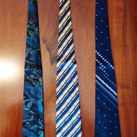 3 cravatte di alta sartoria con fantasie varie