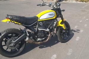 Ducati Scrambler Icon 800 depotenziata