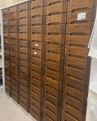 Cassettiera per farmaci