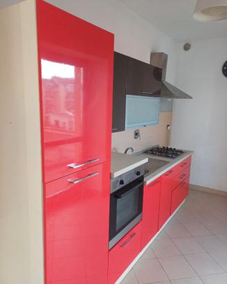 Mobile cucina in buono stato.