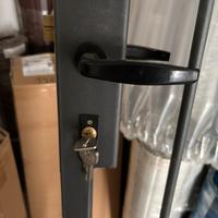 Cancelletto in ferro con serratura