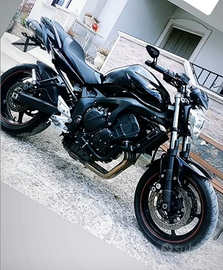 Yamaha FZ6