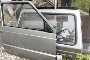 2 porte e 1 portellone 