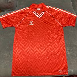Completo da calcio Hummel rosso/bianco taglia M