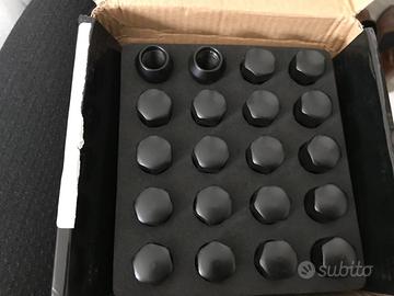 bulloni ruote  da 17-12*1,5/ deflettore volvo C30