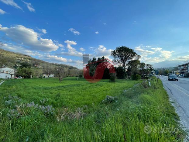 TERRENO INDUSTRIALE/COMMERCIALE - Benevento