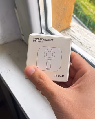 Luce notturna LED con sensore – nuova