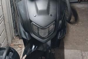 Scooter 125 incidentato