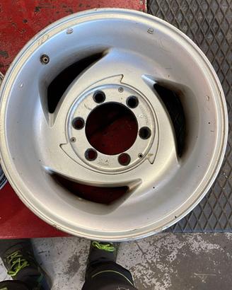Cerchi Lega 15" 6 fori 4x4