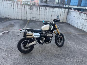 Triumph scrambler 1200 XE