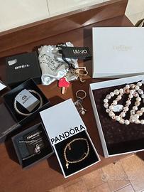 Bracciali collane per donna