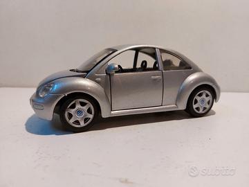 Modellino Volkswagen New Beetle Maisto