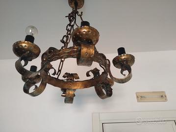Lampadari in Rame epoca medievale.