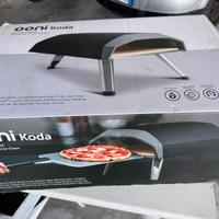 Ooni koda 12 forno pizza