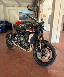 Triumph Trident 660