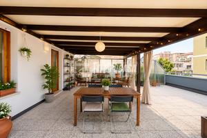 AMPIO BILOCALE CON TERRAZZO DI 150 MQ, GARAGE E AS