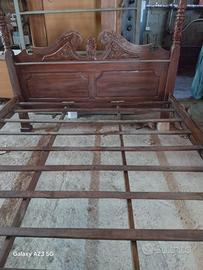 Letto a baldacchino