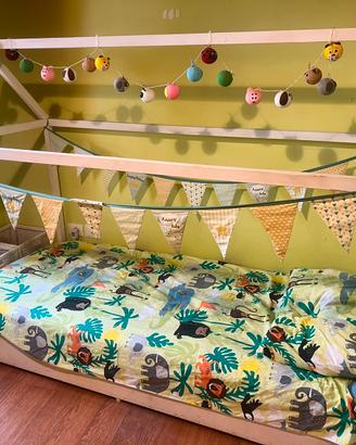 Letto Montessori a casetta in legno abete bianco