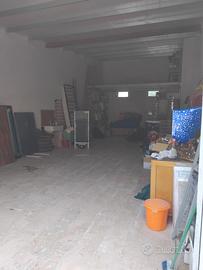 Ampio garage
