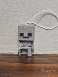 Kinder Joy MINECRAFT SCHELETRO