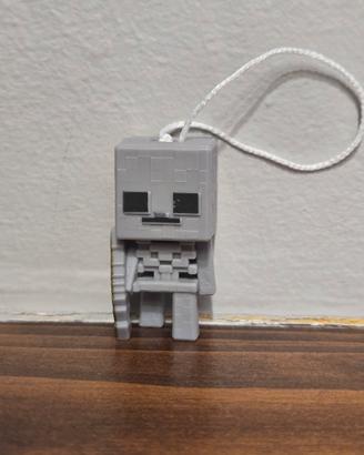 Kinder Joy MINECRAFT SCHELETRO